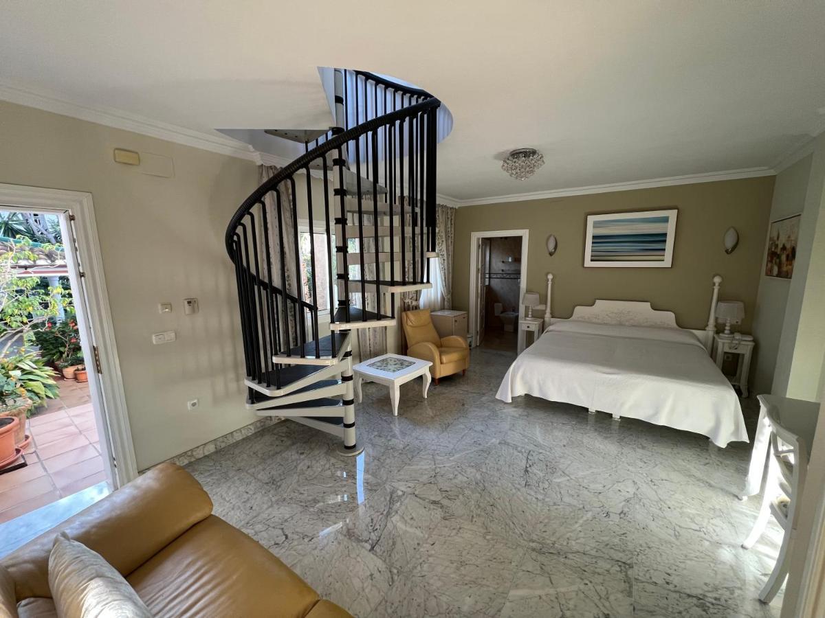 Hotel Paraiso Del Mar Nerja Bagian luar foto