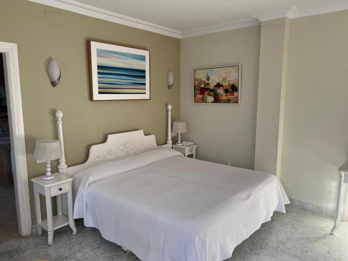 Hotel Paraiso Del Mar Nerja Bagian luar foto