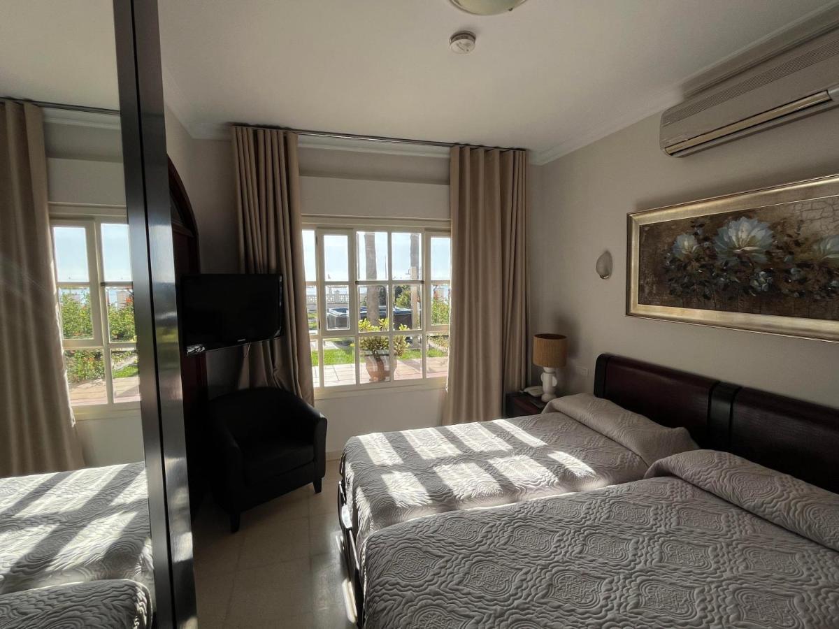 Hotel Paraiso Del Mar Nerja Bagian luar foto