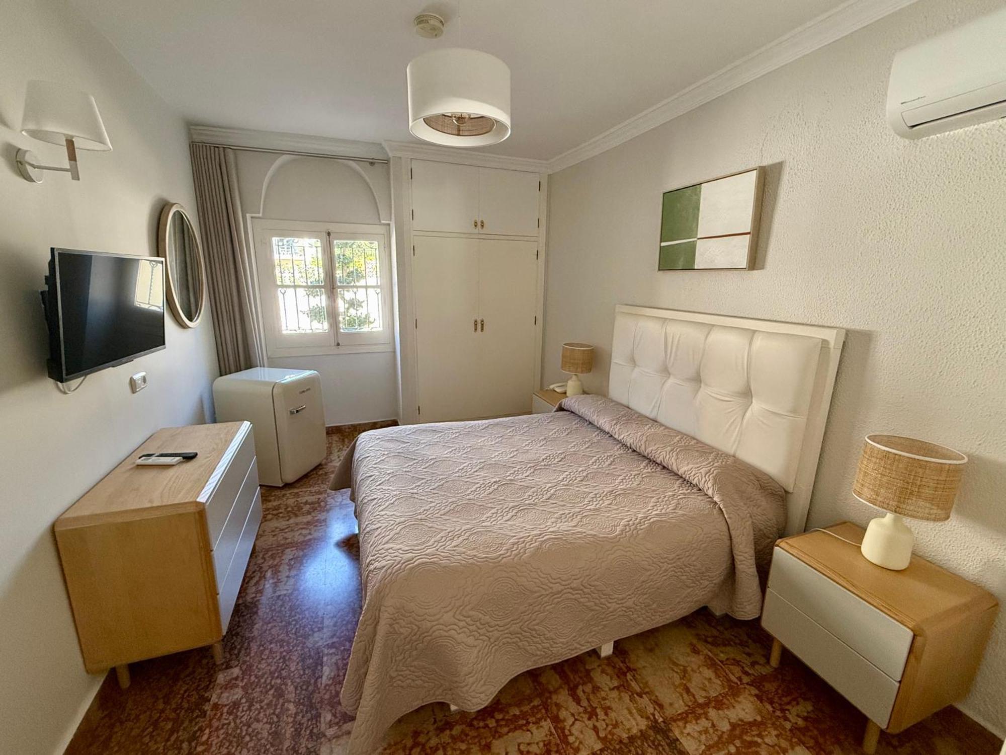 Hotel Paraiso Del Mar Nerja Ruang foto