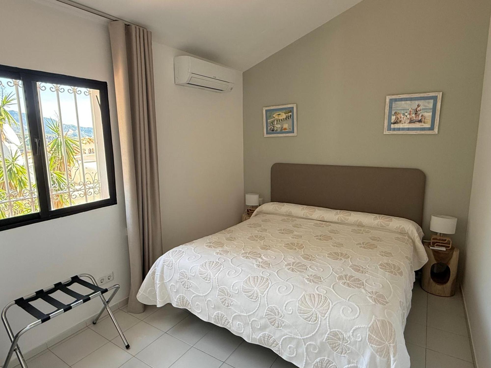 Hotel Paraiso Del Mar Nerja Ruang foto