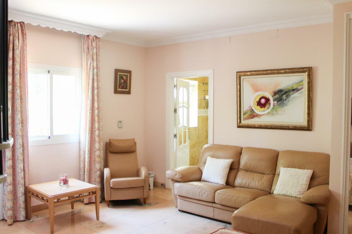 Hotel Paraiso Del Mar Nerja Bagian luar foto